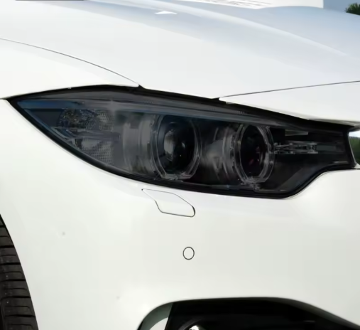BMW Serie 4 Headlight Tint F32 F33 F36, here the photo shows the black film installed - M-Pure Dynamics