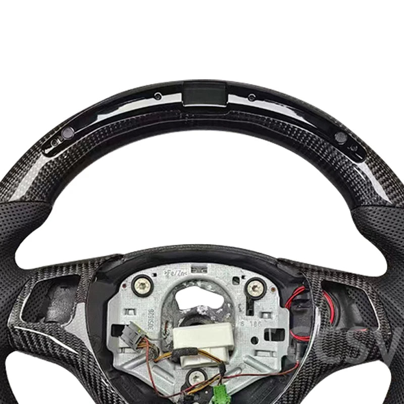 Steering Wheel BMW Carbon for E60-E61-E63 here the photo shows the carbon steerin wheel up close - M-Pure Dynamics